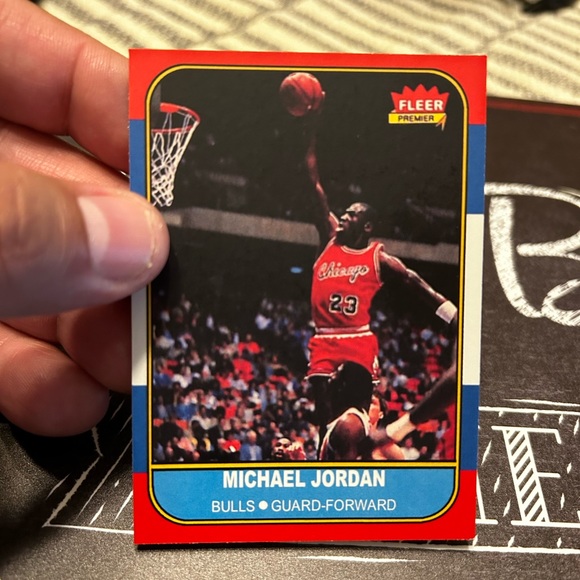 1986-87 FLEER MICHAEL JORDAN ROOKIE (reprint) - Picture 3 of 5